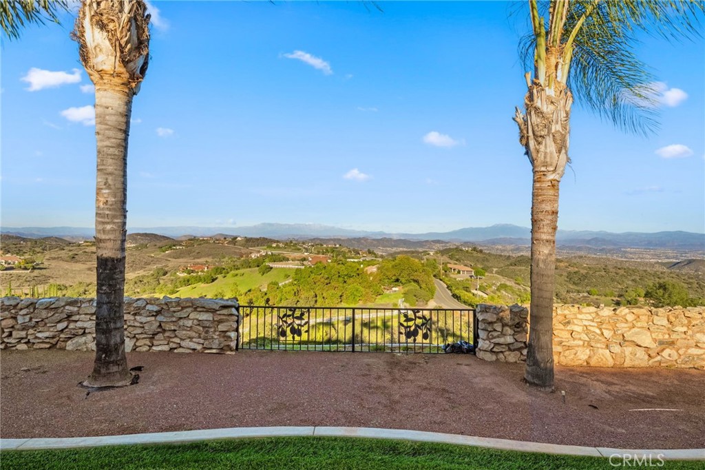 40055 Valle Vista