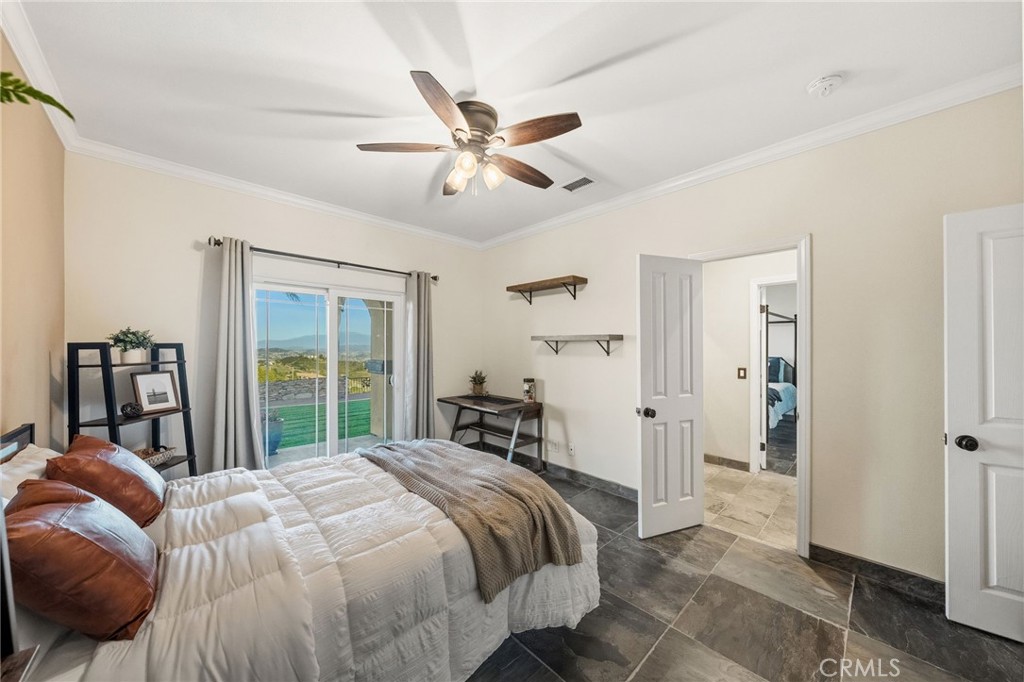 40055 Valle Vista
