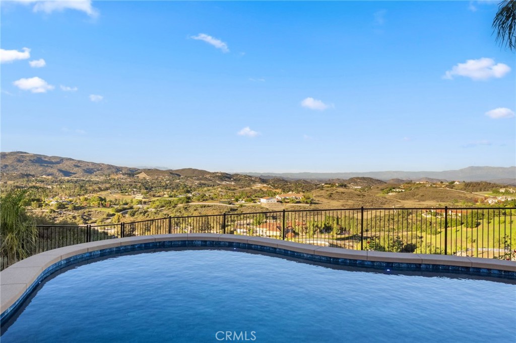 40055 Valle Vista