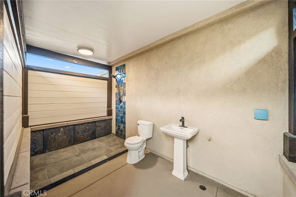 40055 Valle Vista