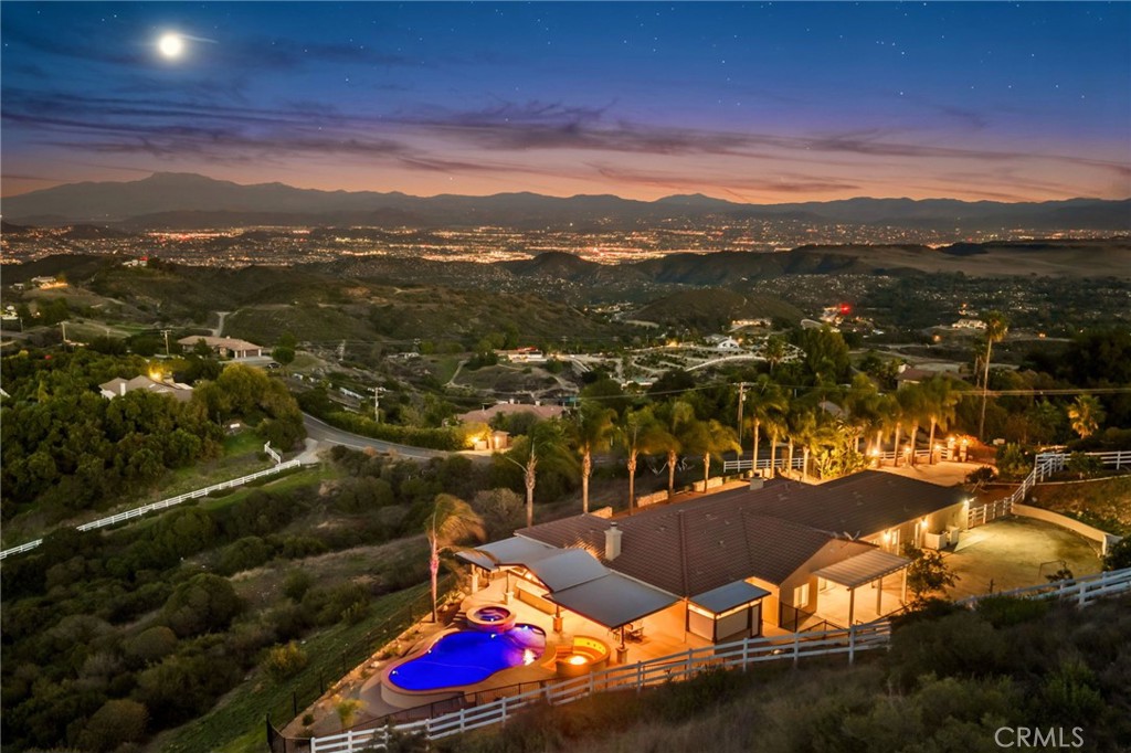 40055 Valle Vista