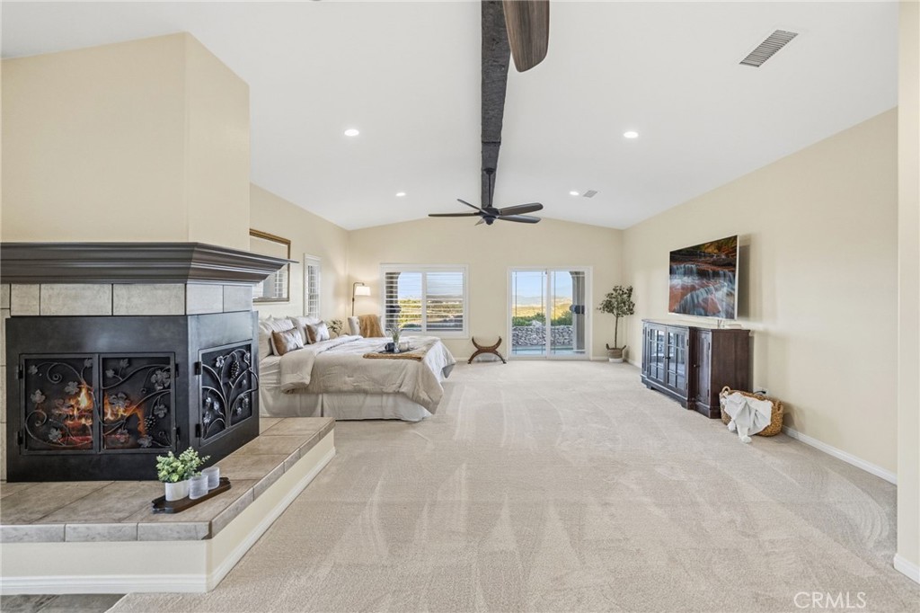 40055 Valle Vista