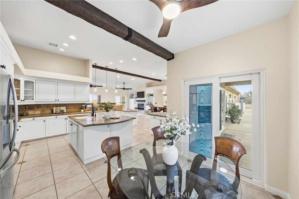40055 Valle Vista