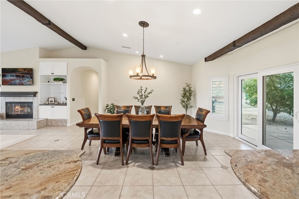 40055 Valle Vista