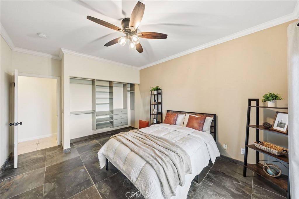 40055 Valle Vista