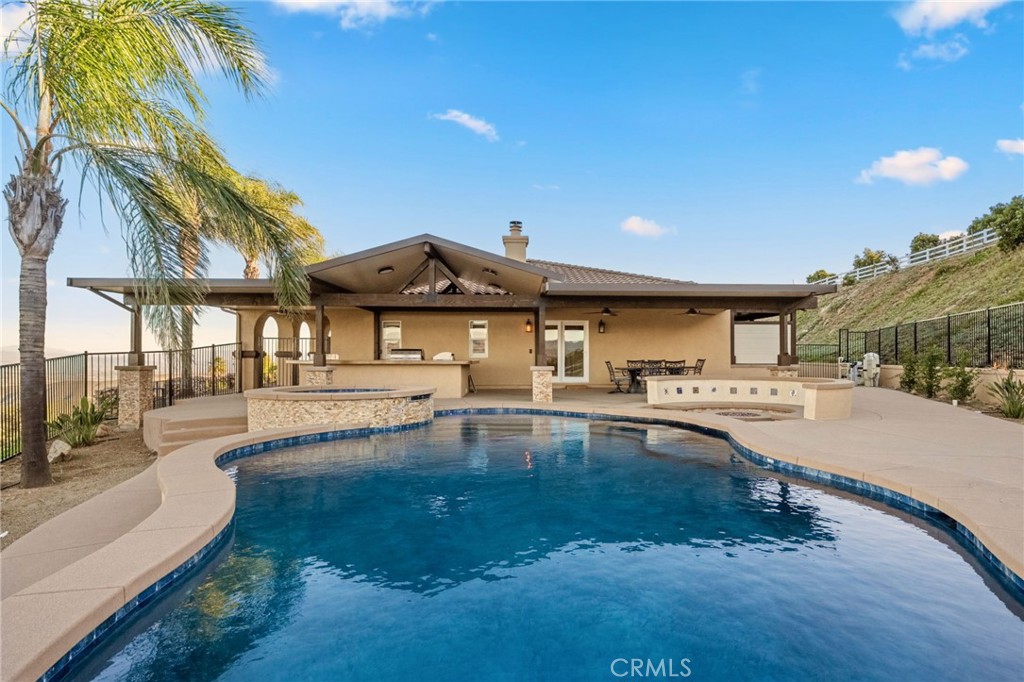 40055 Valle Vista