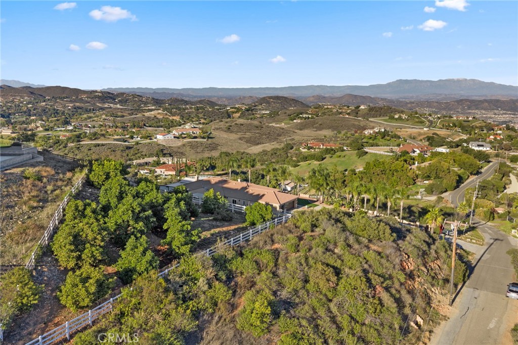 40055 Valle Vista