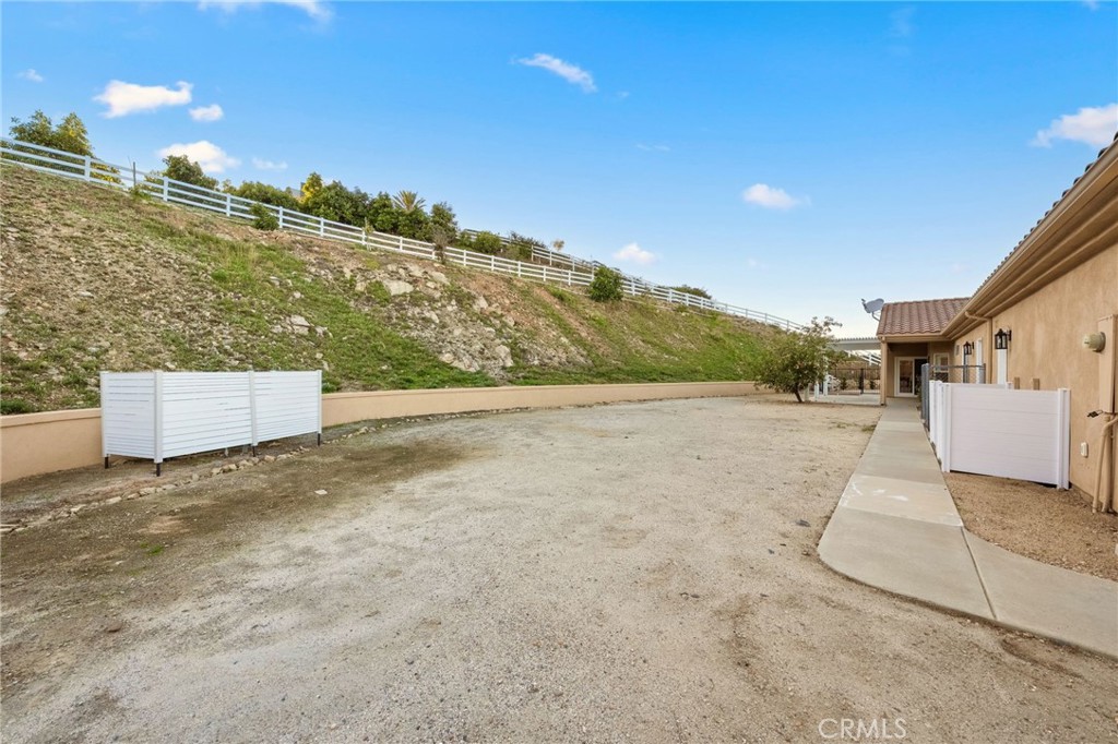 40055 Valle Vista
