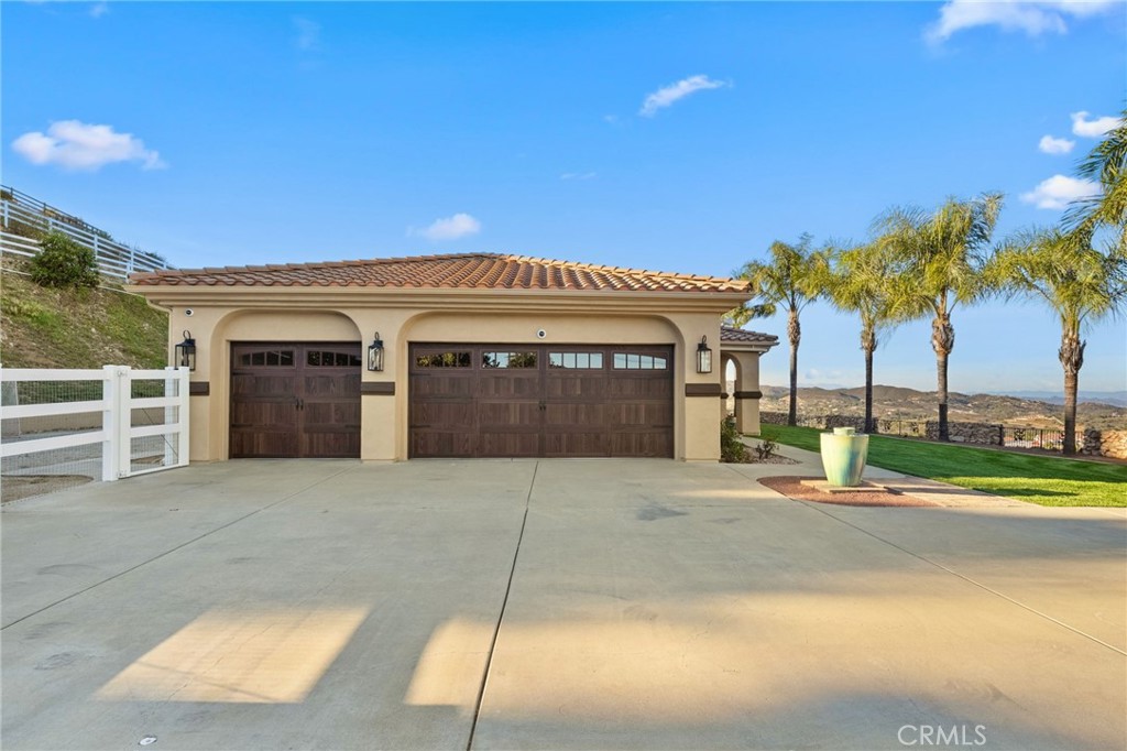 40055 Valle Vista
