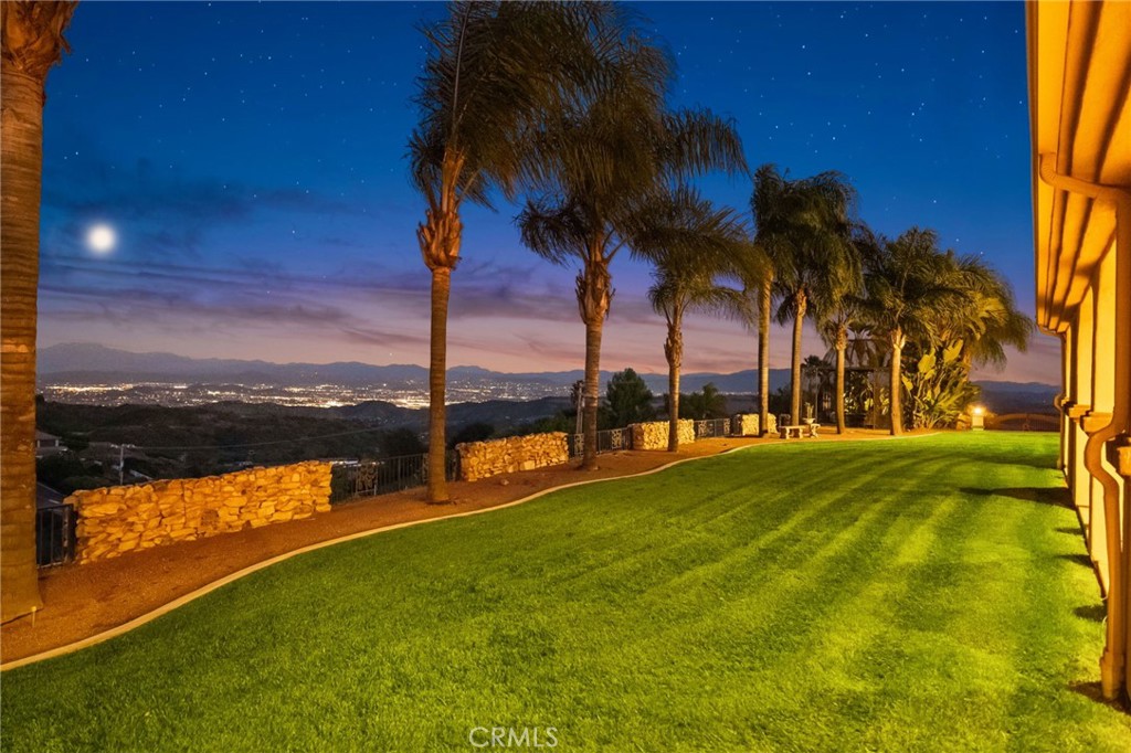 40055 Valle Vista