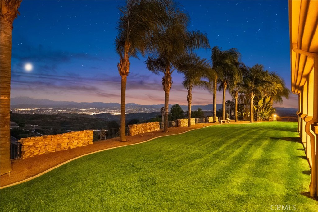 40055 Valle Vista