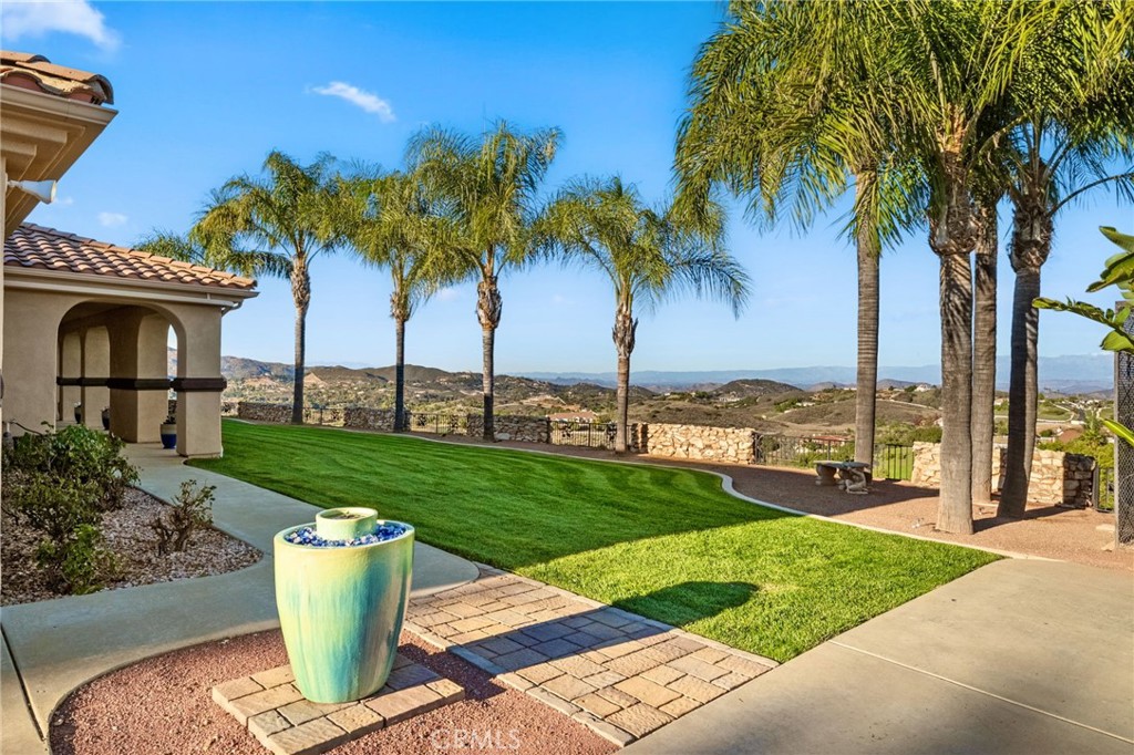 40055 Valle Vista