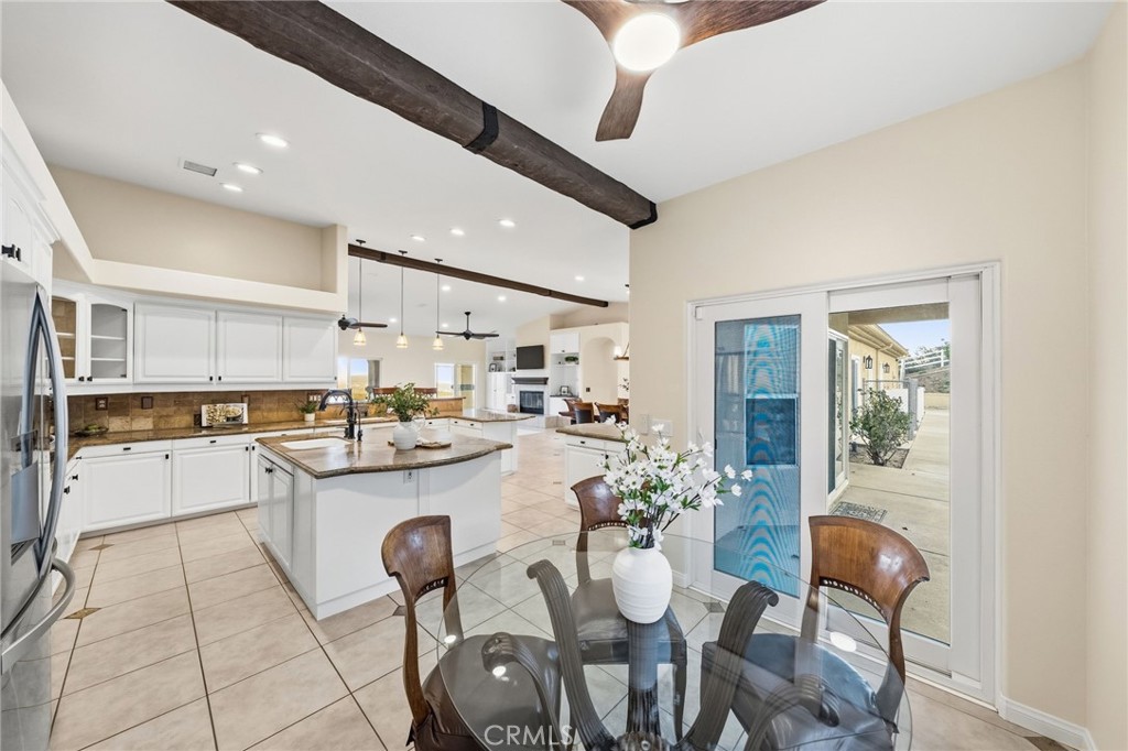 40055 Valle Vista