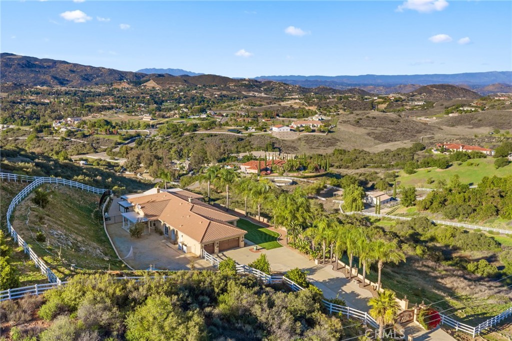 40055 Valle Vista