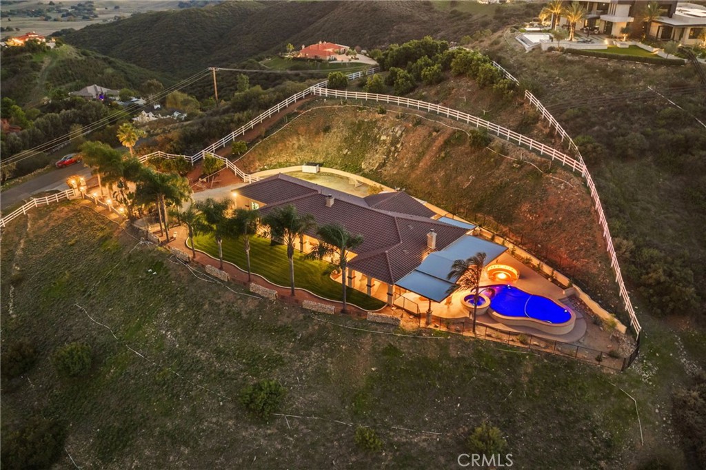 40055 Valle Vista