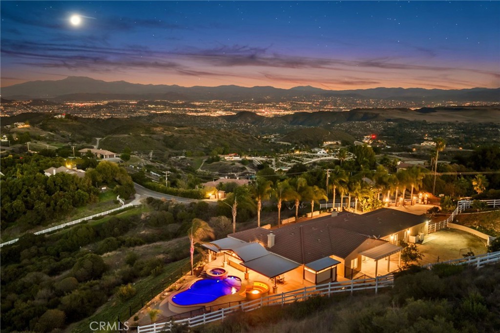 40055 Valle Vista