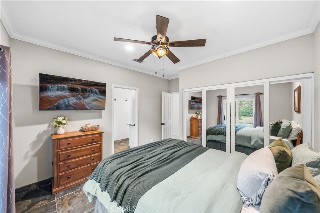 40055 Valle Vista