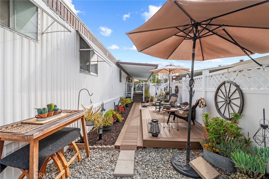 31130 S General Kearny Road 89