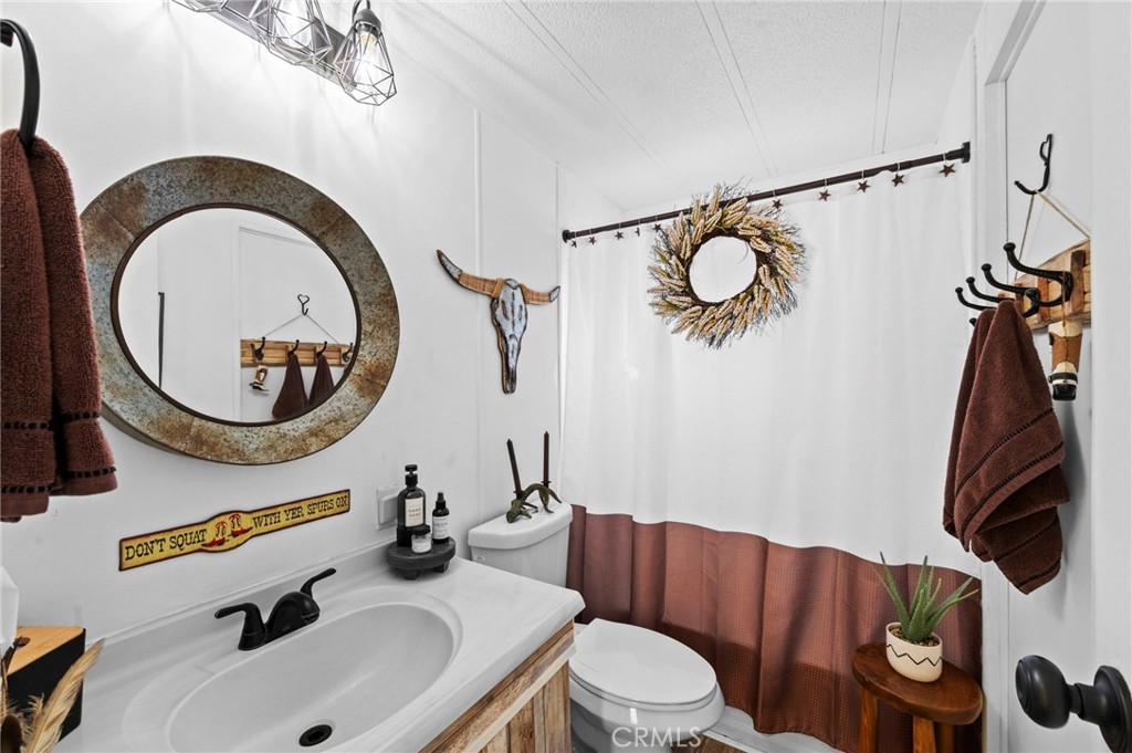 31130 S General Kearny Road 89