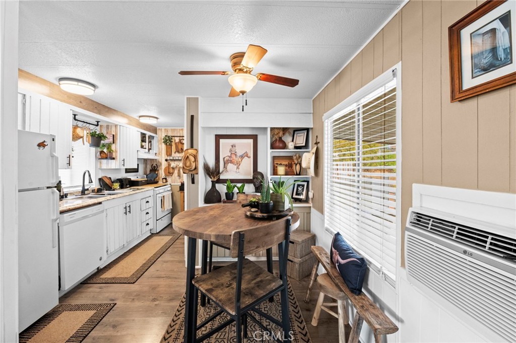 31130 S General Kearny Road 89