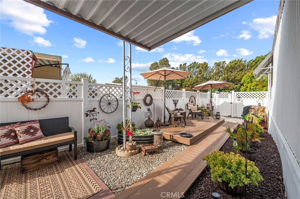 31130 S General Kearny Road 89