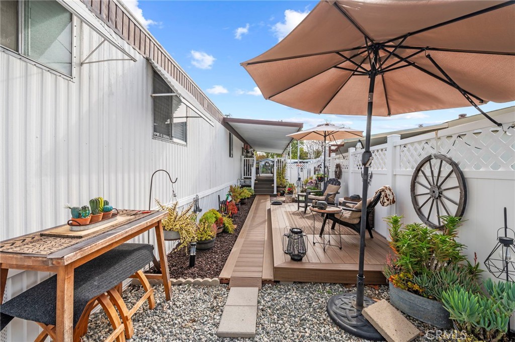 31130 S General Kearny Road 89