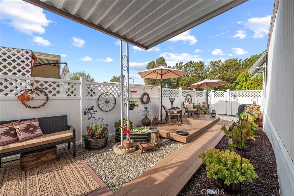31130 S General Kearny Road 89