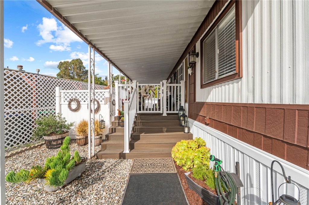 31130 S General Kearny Road 89