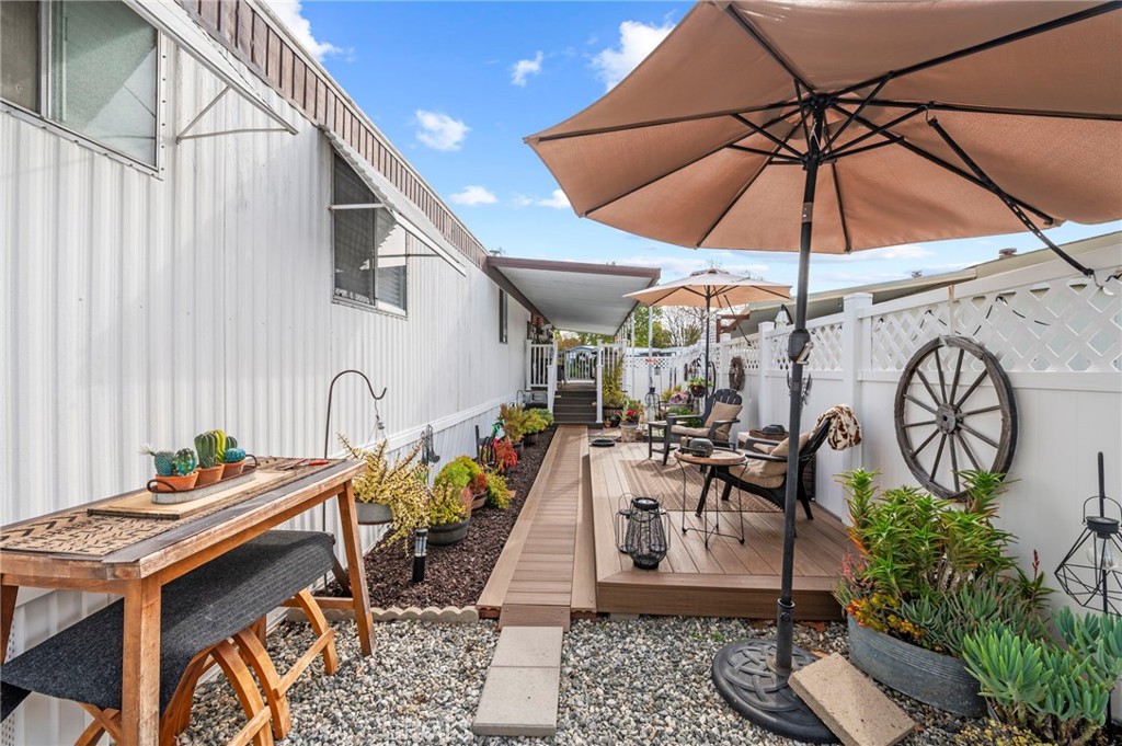 31130 S General Kearny Road 89