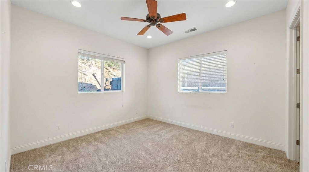 41275 Hacienda Drive