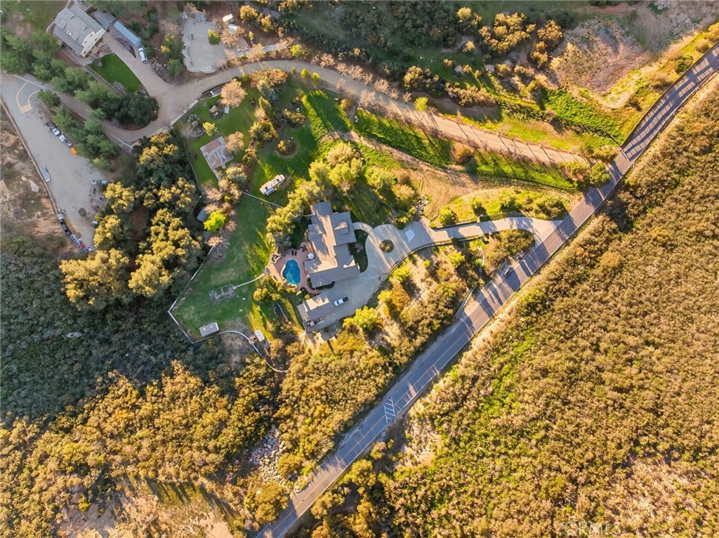 41275 Hacienda Drive