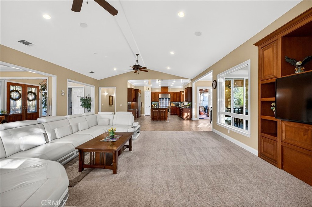 41275 Hacienda Drive