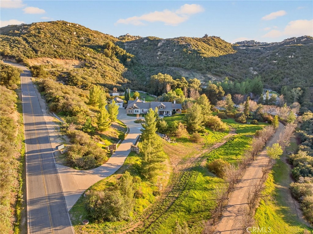 41275 Hacienda Drive