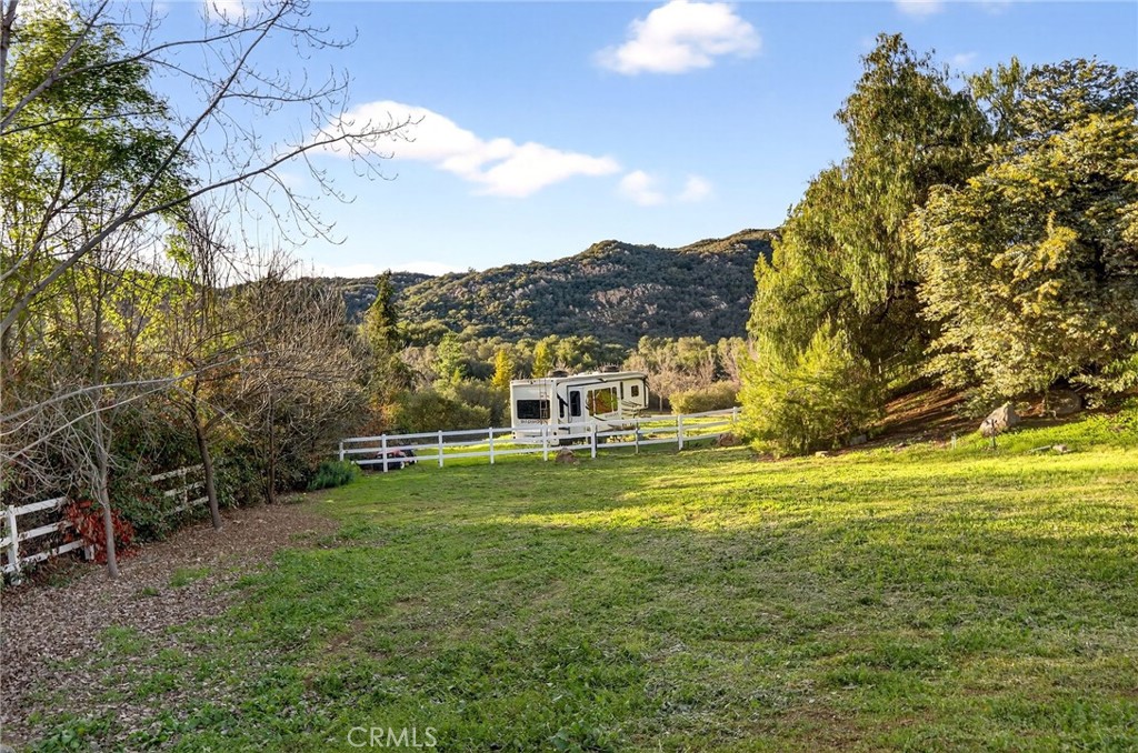 41275 Hacienda Drive
