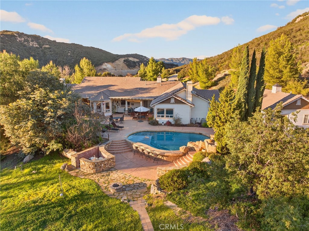 41275 Hacienda Drive