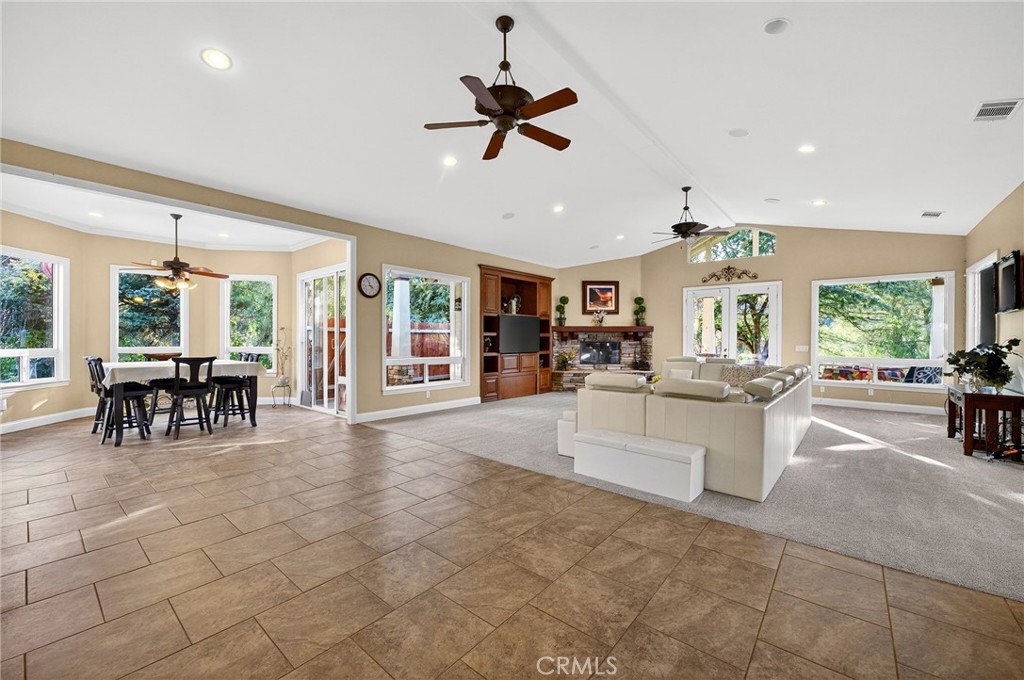 41275 Hacienda Drive