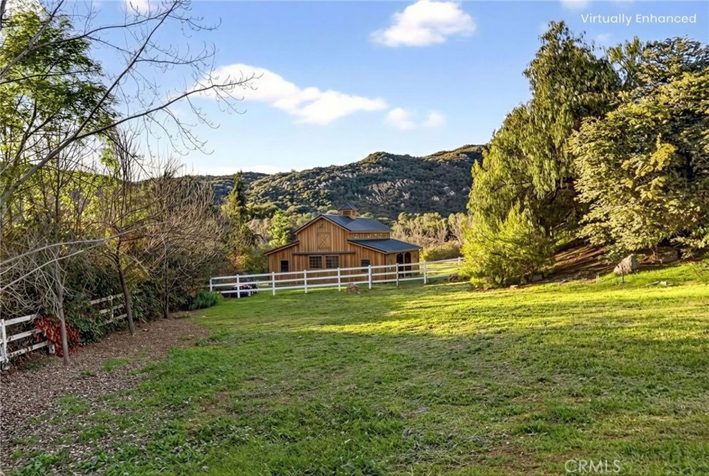 41275 Hacienda Drive