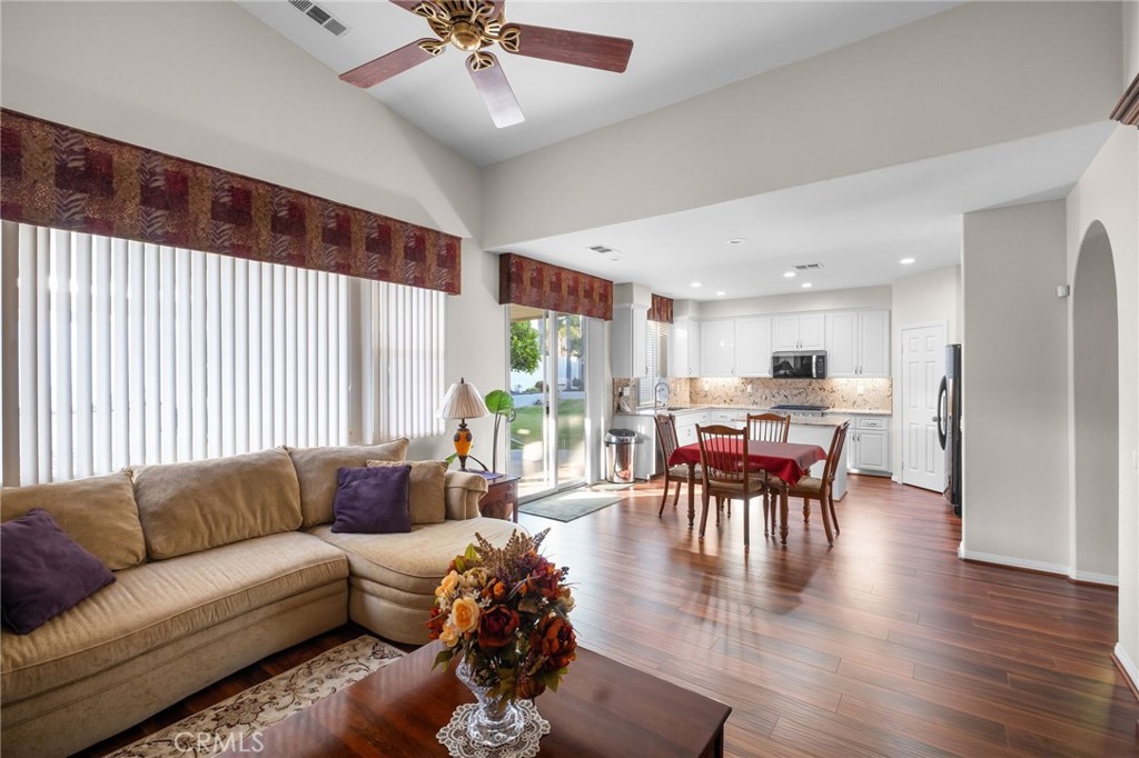 42115 Sagewood