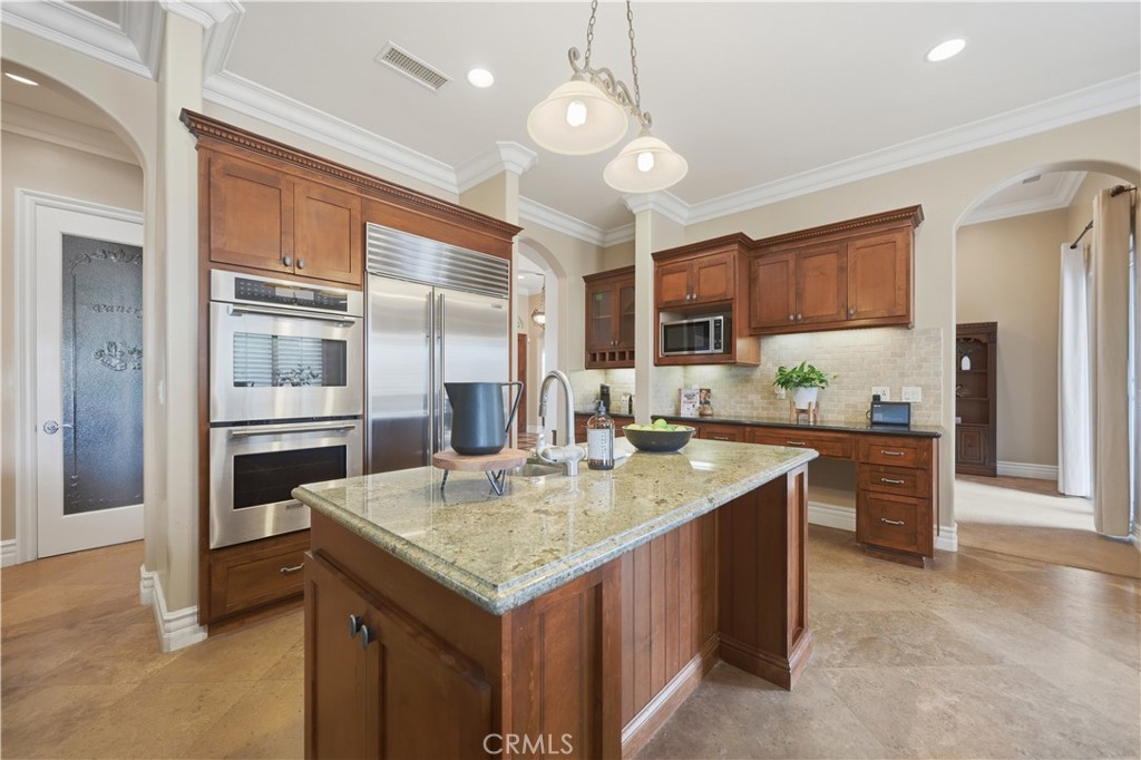 41820 Jojoba Hills Circle