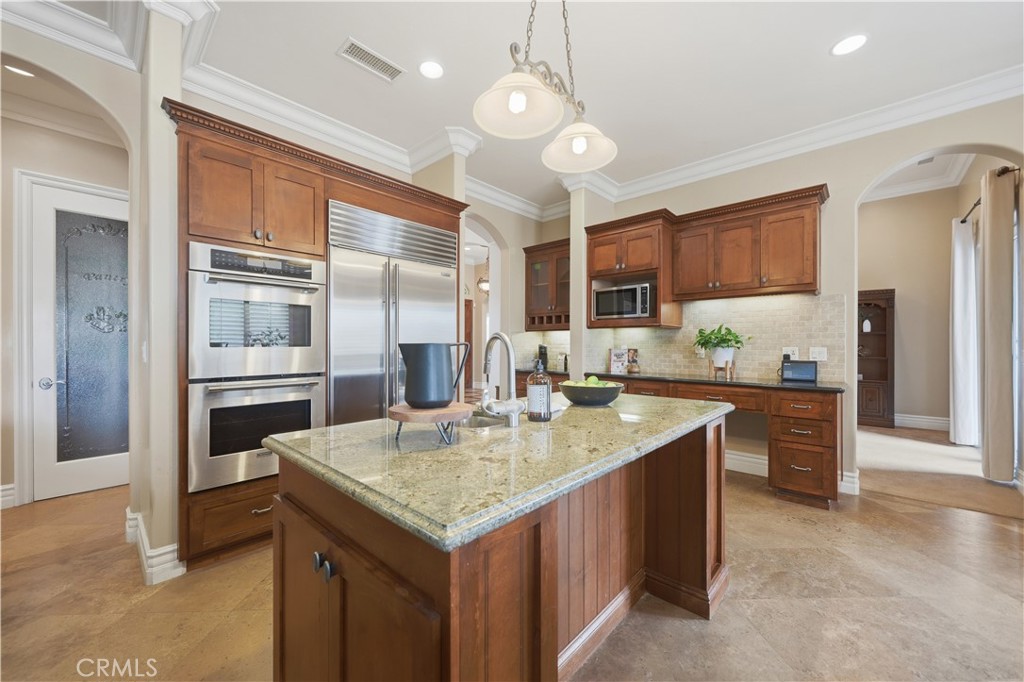 41820 Jojoba Hills Circle