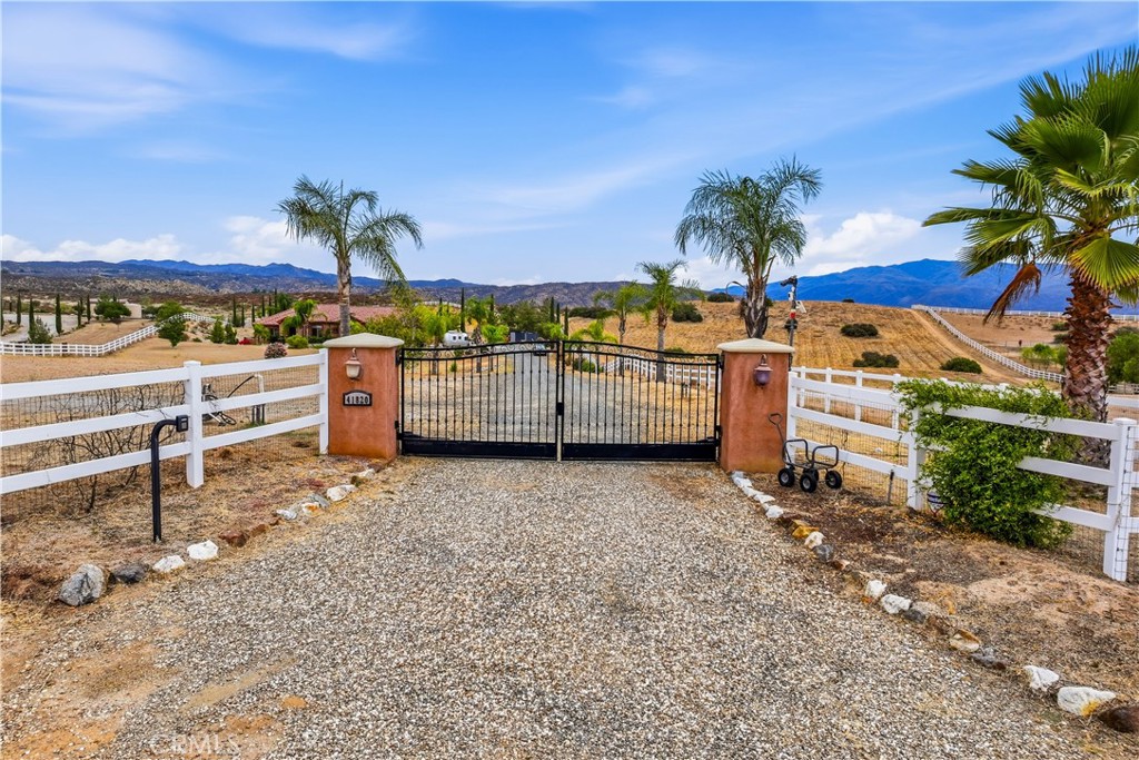 41820 Jojoba Hills Circle