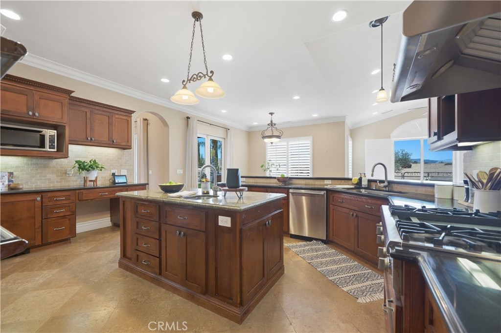 41820 Jojoba Hills Circle