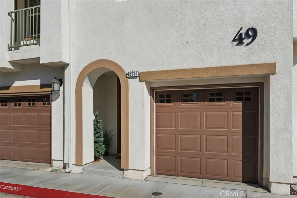 43114 Avenida Abril