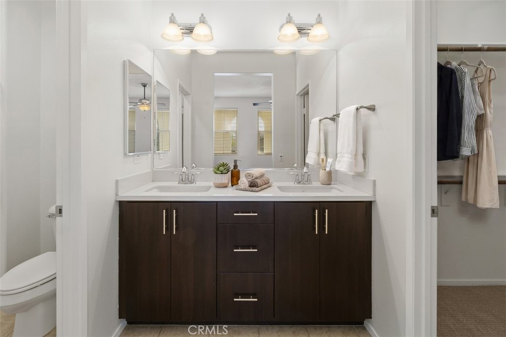 43114 Avenida Abril