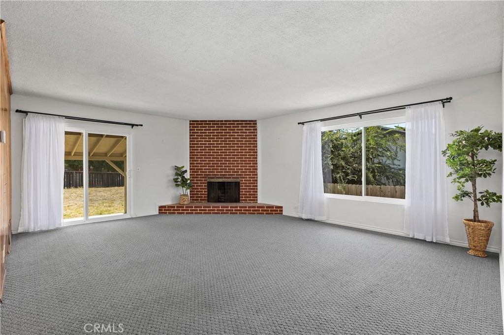 127 Brandenburg Lane