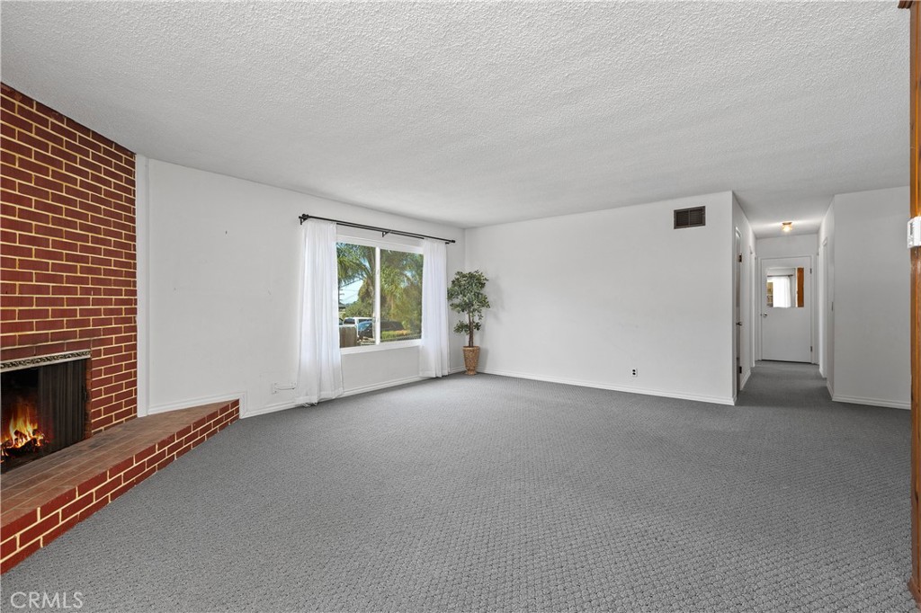 127 Brandenburg Lane
