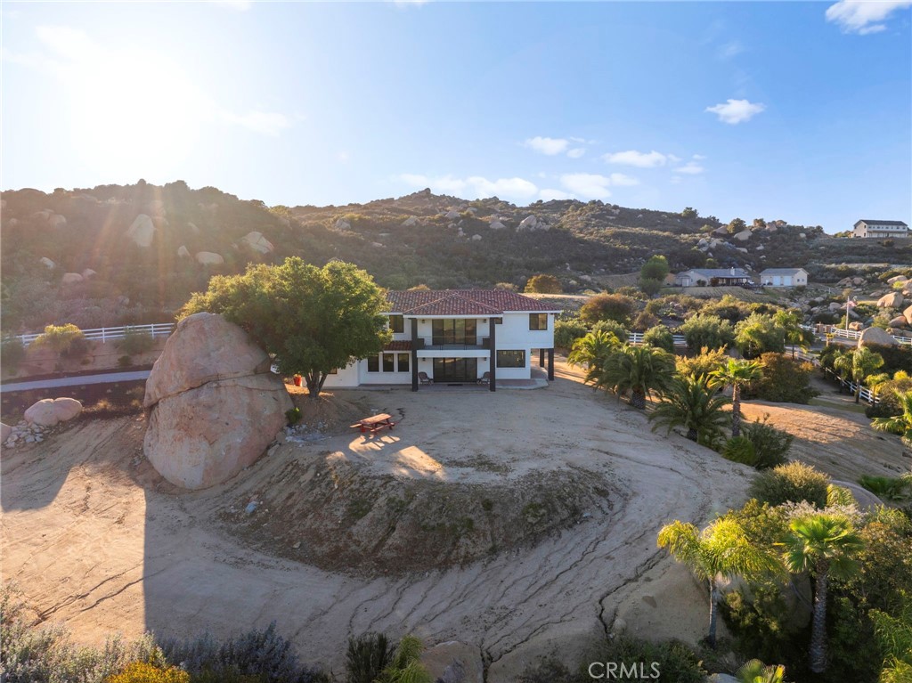 41950 Hacienda Dr
