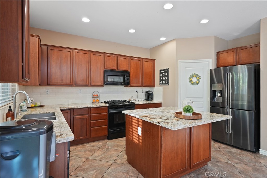 34229 Larksburg Court