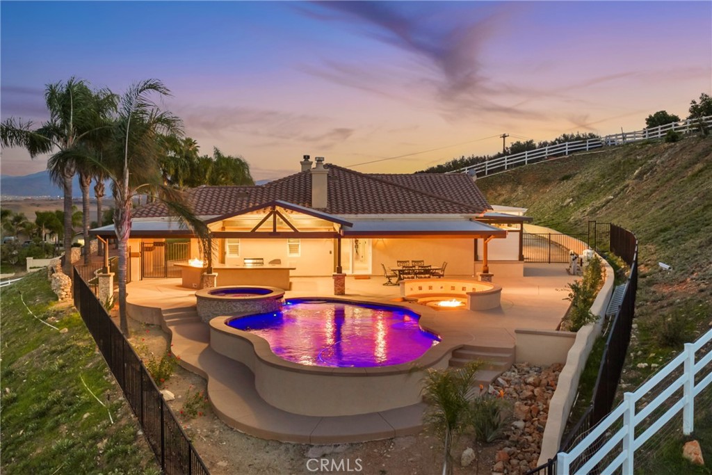 40055 Valle Vista