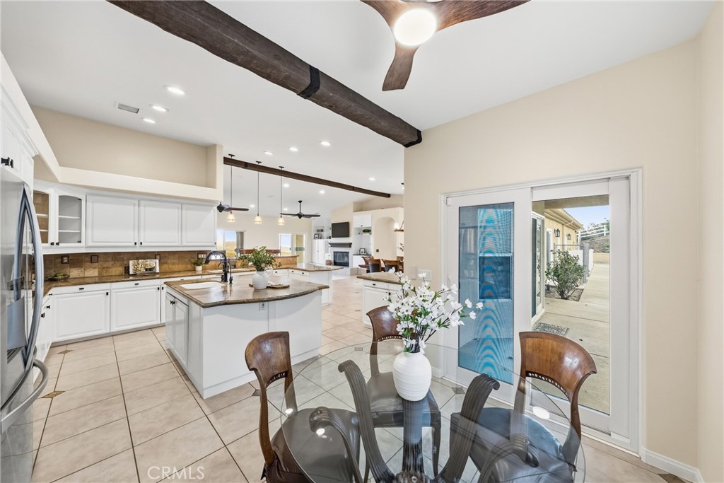 40055 Valle Vista
